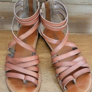 American eagle sandals